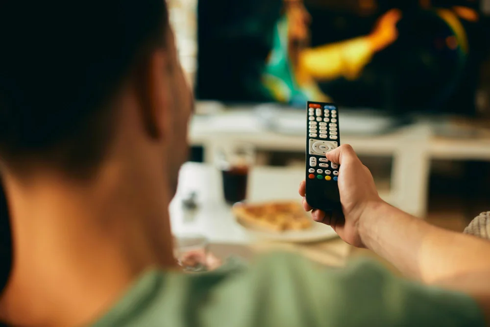 פרטנר וסטינג TV: כל מה שצריך לדעת על שירות הטלוויזיה החדש